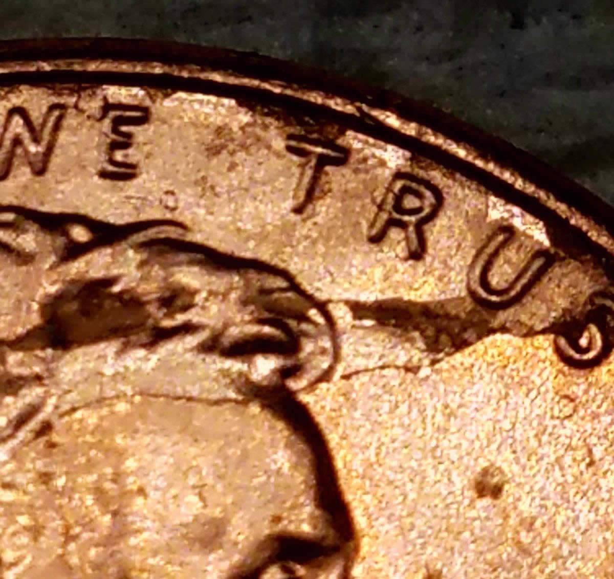 2017-P-Lincoln-Die-Crack?